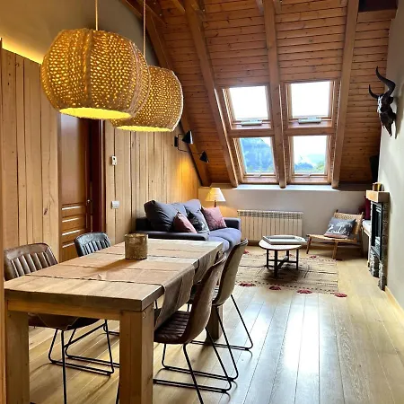 Atic De Luxe I Rustic A By Rural D'aneu * Esterri d'Àneu