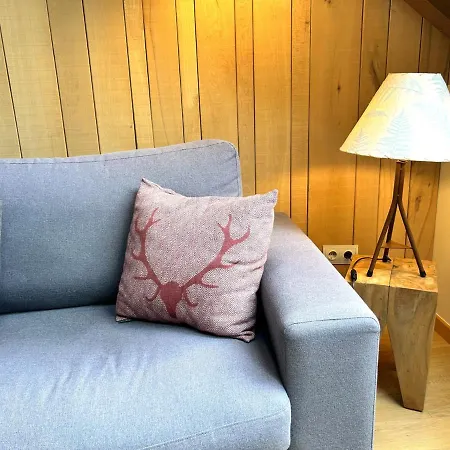 Appartamento Atic De Luxe I Rustic A By Rural D'aneu